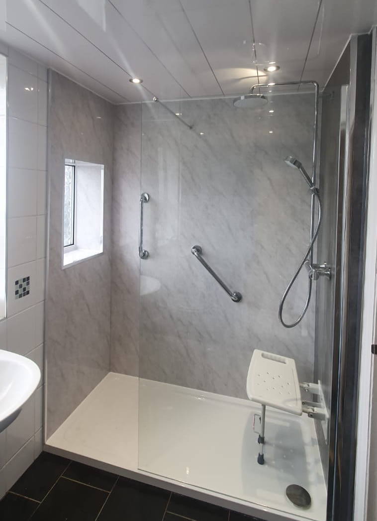 Serenity Walkin Showers